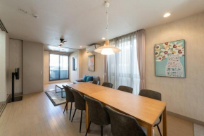 Higashikomagata house